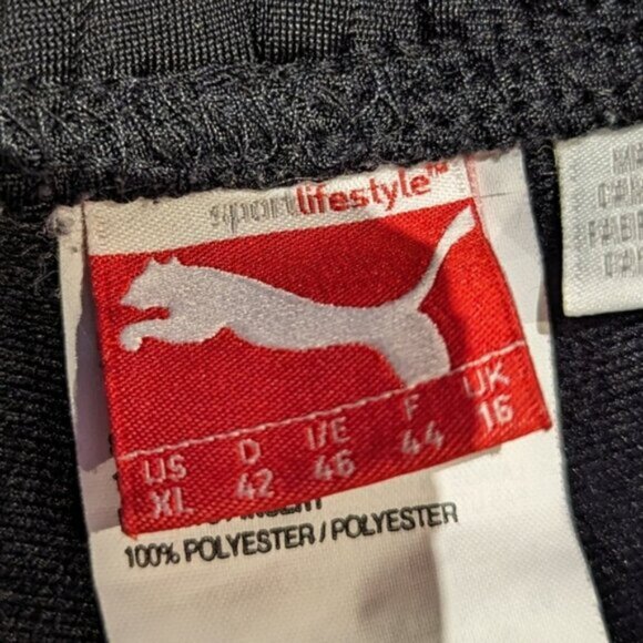Puma black & red track pants - Picture 6 of 7